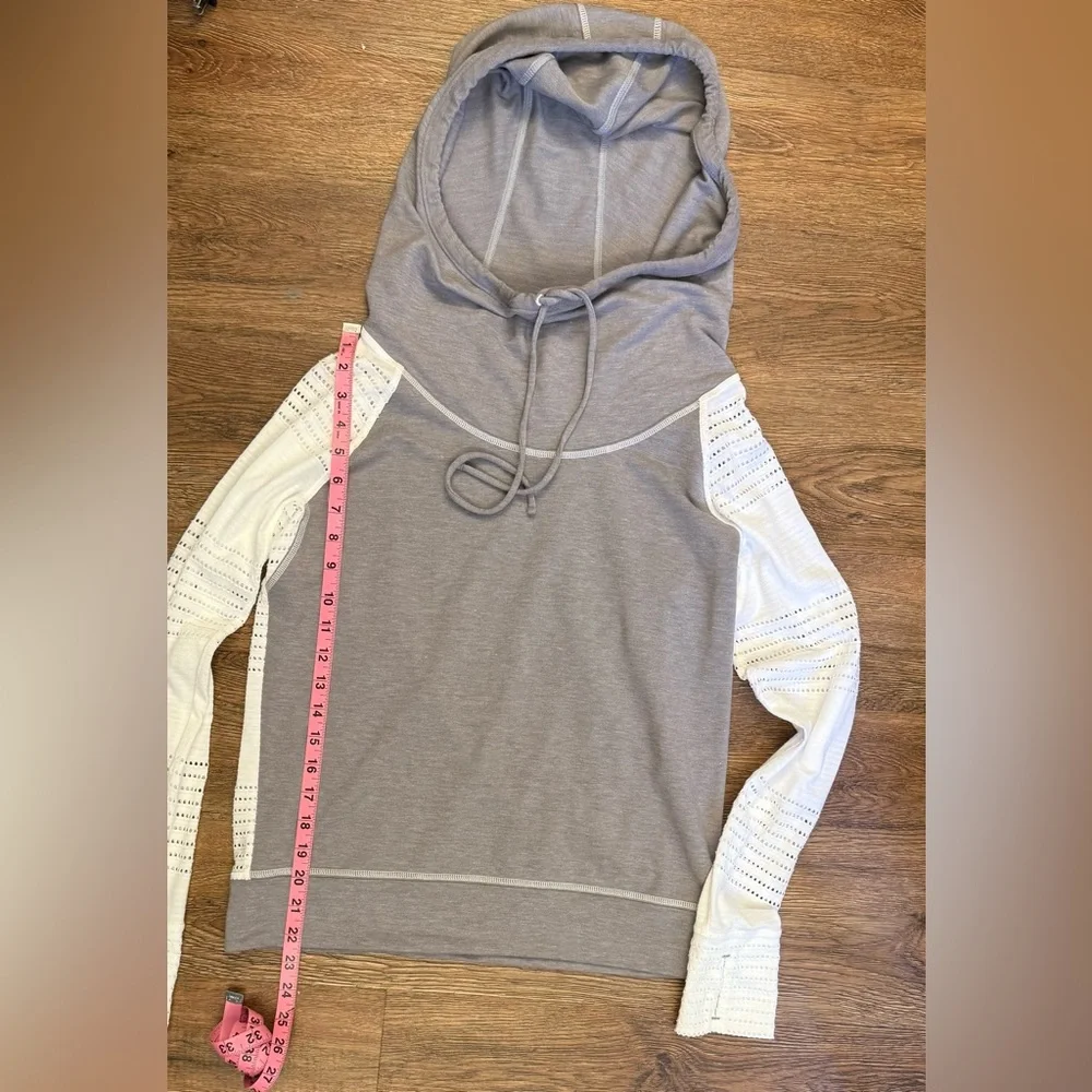 Athleta Limitless Pullover Hoodie size M - Picture 2 of 7